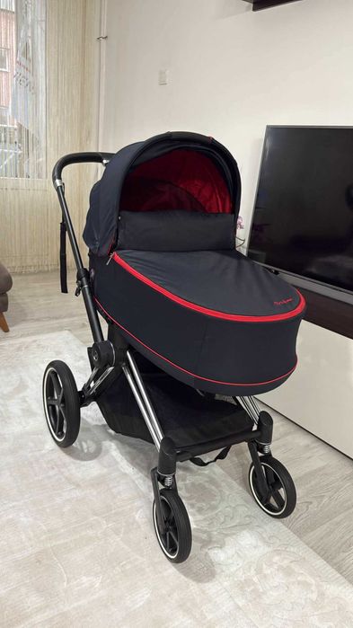 Cybex Priam Ferrari