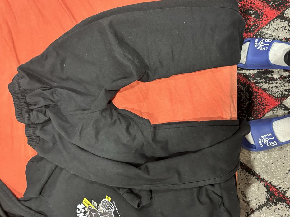 Екип на Лос Анджелис и на мече.