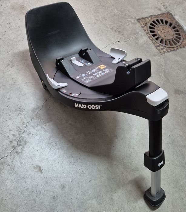 Scaun Auto  Maxi-Cosi Coral 360 I-Size + Baza auto iso fix Maxi-Cosi