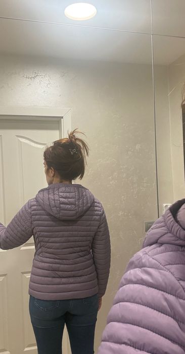 Преходно лилаво яке