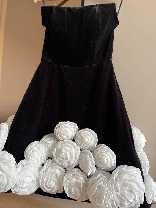 Черна официална рокля