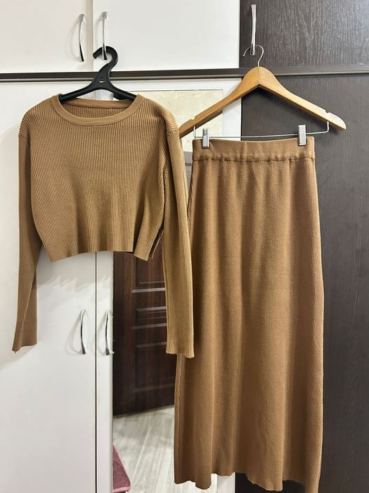 Одежда женская  .