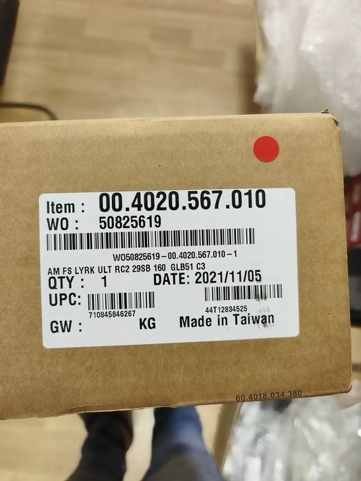 Промо RockShox Lyrik Ultimate RC2.1 29" DebonAir 160mm 15X110mm