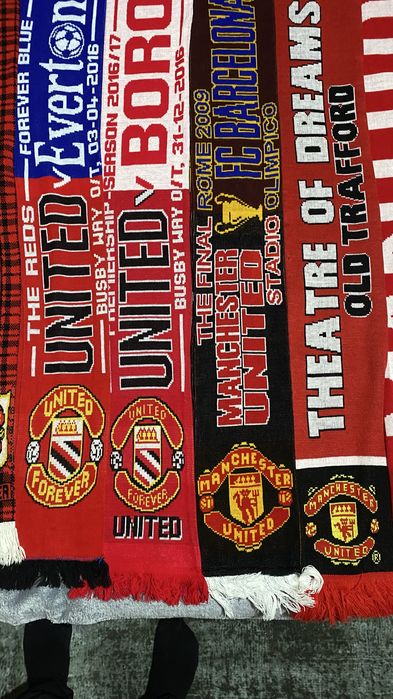 Колекция от шалове Манчестър Юнайтед