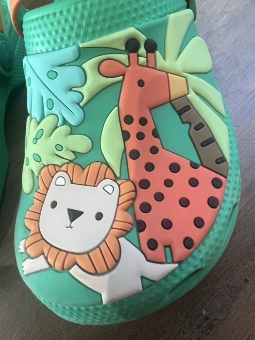 2 броя Кроксове Next - размер 11 (Eur 29)