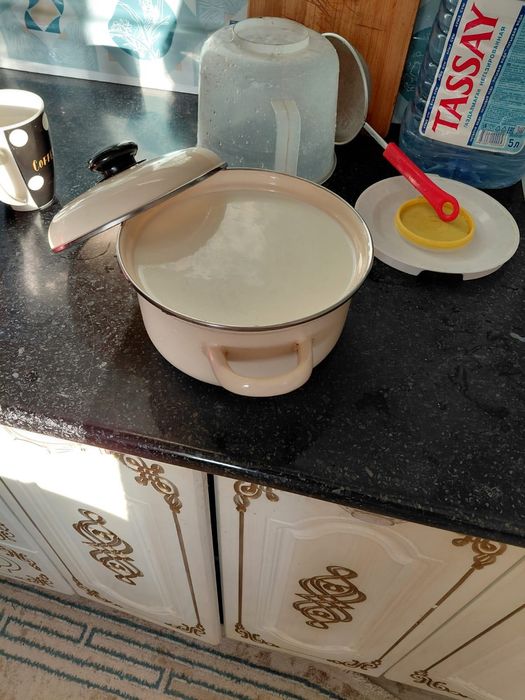 Ешкінің сүтін сатамын