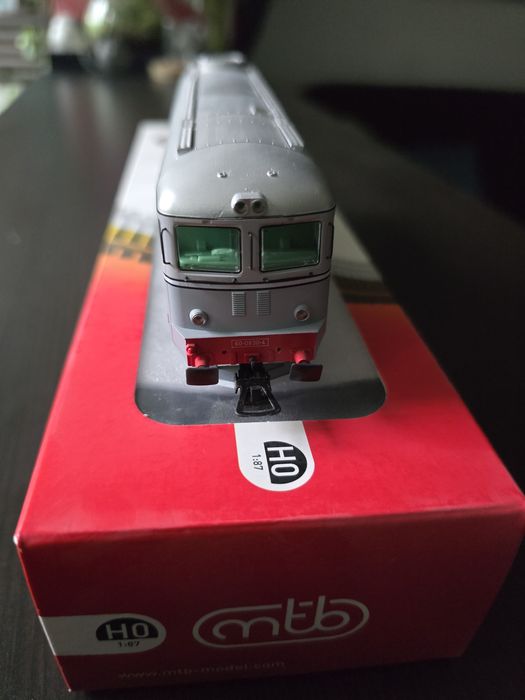 Locomotiva diesel LDE 2100 60 0830-4, CFR 
HGD 13018 Lo