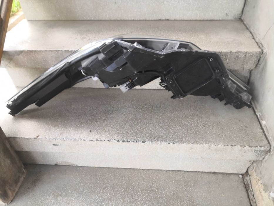 Фар Toyota C-HR LED десен/Фар Тойота C-HR/Фар Toyota CHR Оригинален