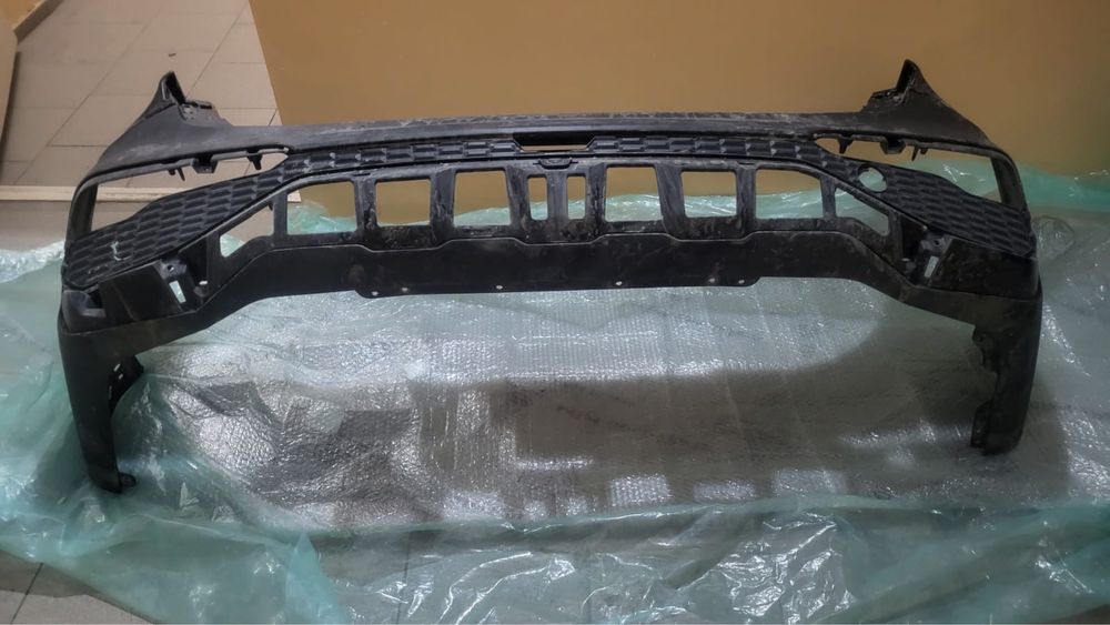 Продам бампер для Kia sportage