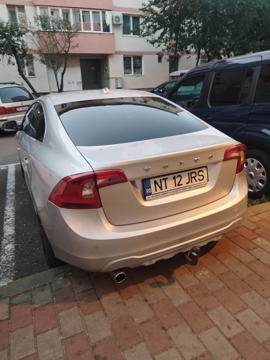 VOLVO S60 2011 — imagine 4