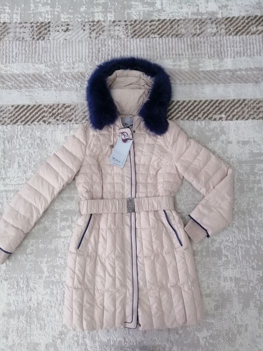 Женские зимные куртки.