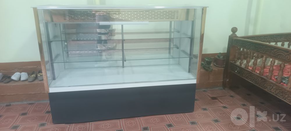 Холодильник витрина