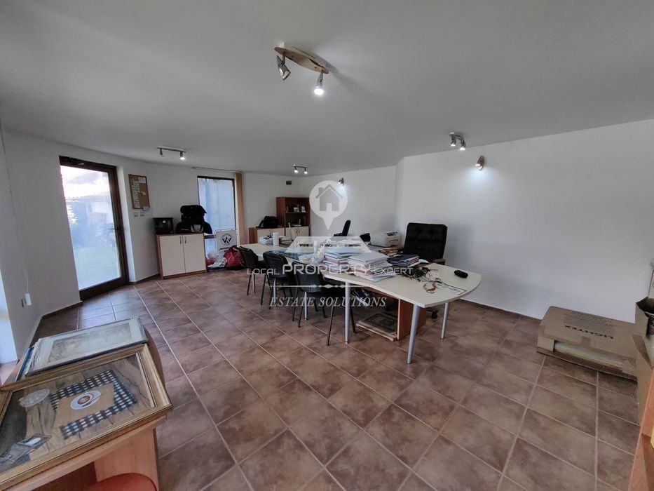 Продава се Офис в Банско - 45 кв.м за 1112 €/кв.м - Снимка #3