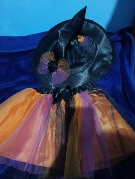 Vând jucării Minnie ,Barbie ,