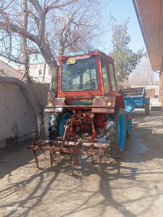 Т - 25  Тирохтир сотилади холати йахши юриб  турибди ишга йарокли