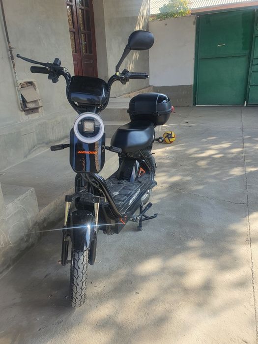 Скутер електрически