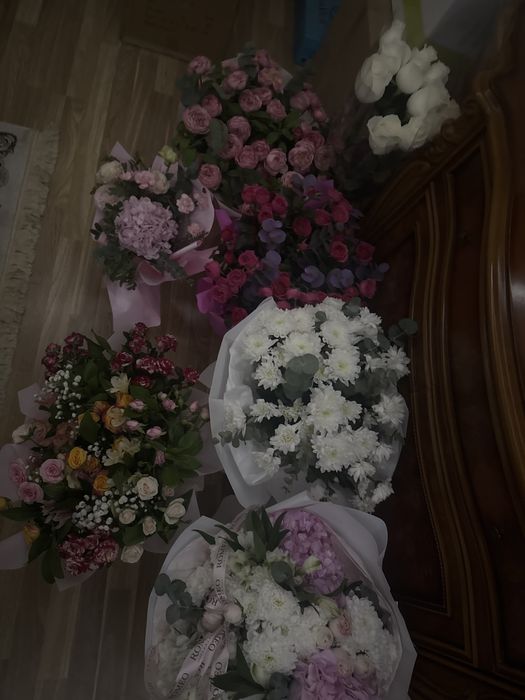 Продам живые цветы город Алмата