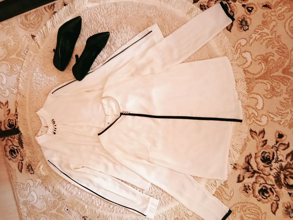 Срочно! Блузки шифоновые 44/46 разм. Распродажа!