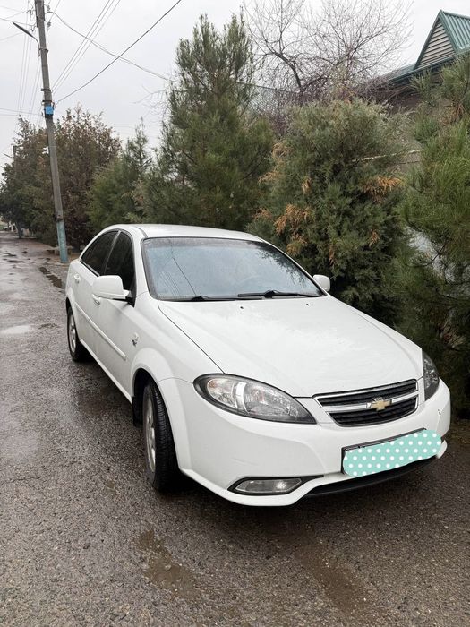 Lacetti 2015 yil oq rang