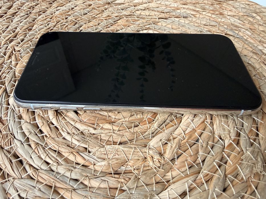 Iphone xs silver 64gb Neverlock Baterie 84%