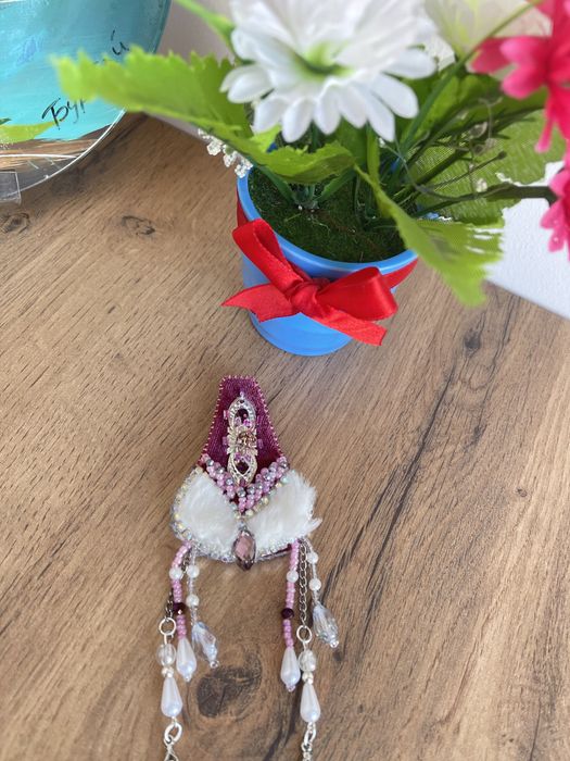 Саукеле брошь