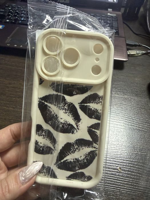 Чехол на iphone 17 pro