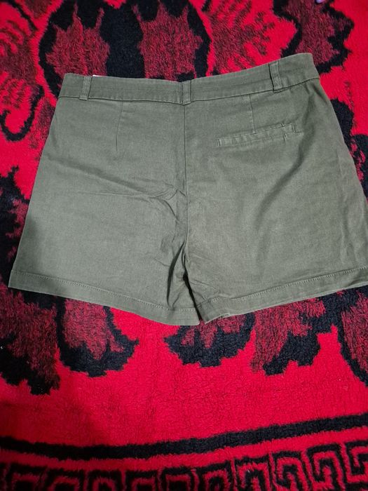 Pantaloni scurti, dama, marime M