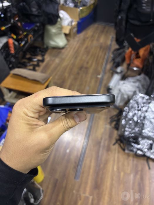 Iphone 14 pro 17 pro qilingan