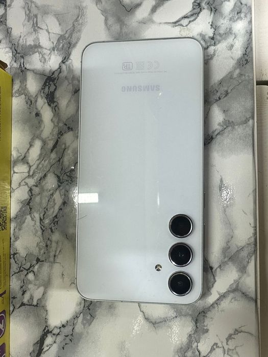Samsung A55 продаётся