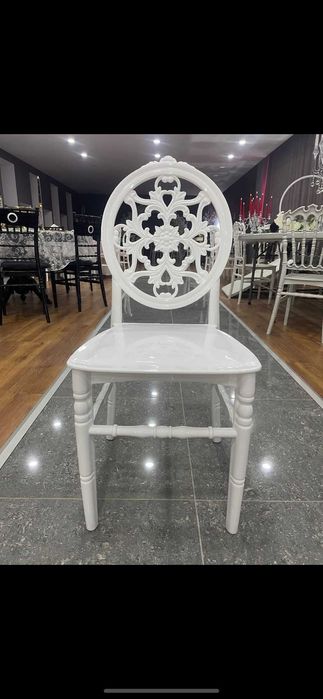 Vand mese si scaune noi si sh pentru evenimente