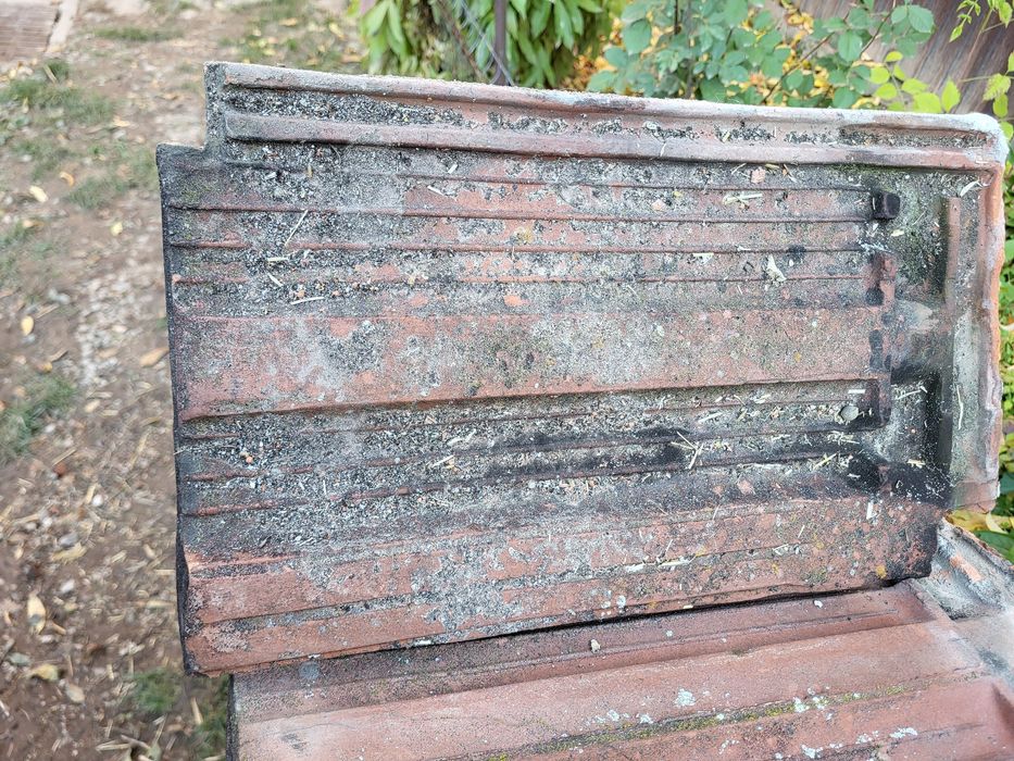 Vand tigla veche casa