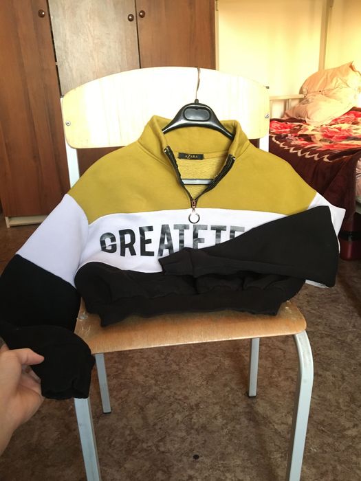 Қыз балаларға киімдер (тегін)