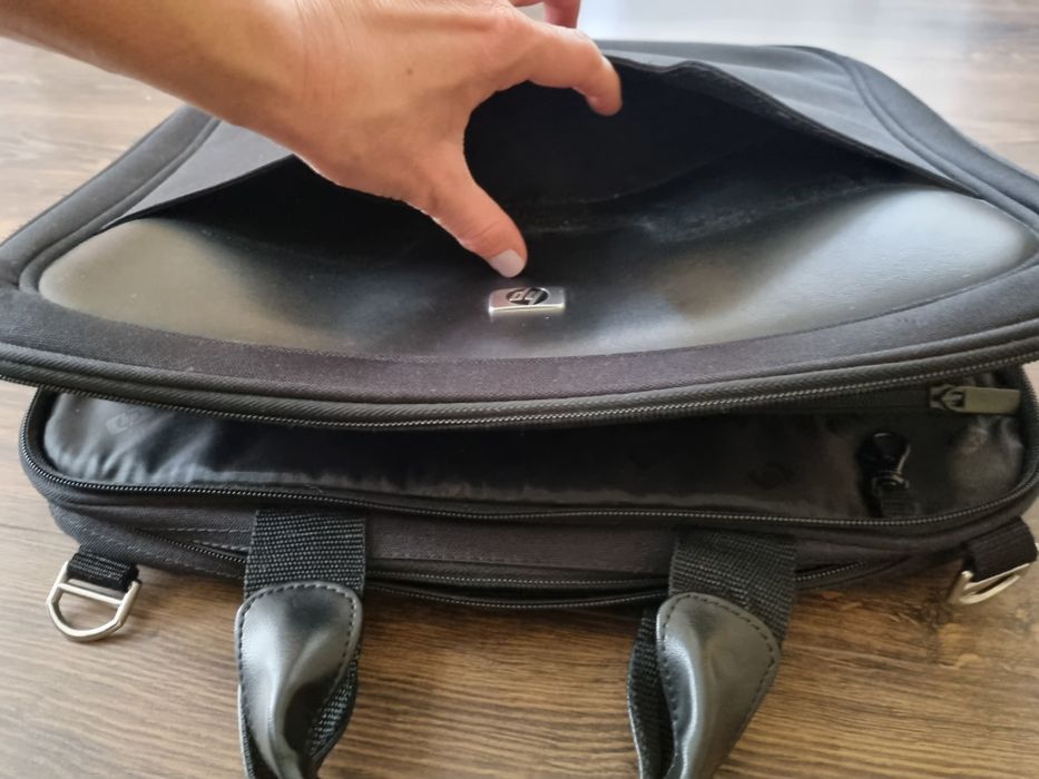 Чанта за лаптоп HP