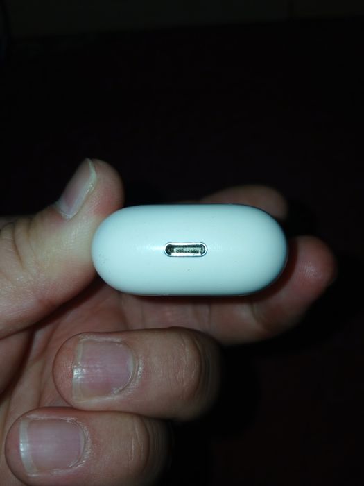 Продаётся наушники Airpods