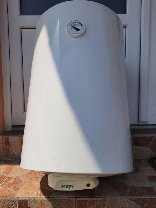Vand boiler electric 80l stare foarte buna.