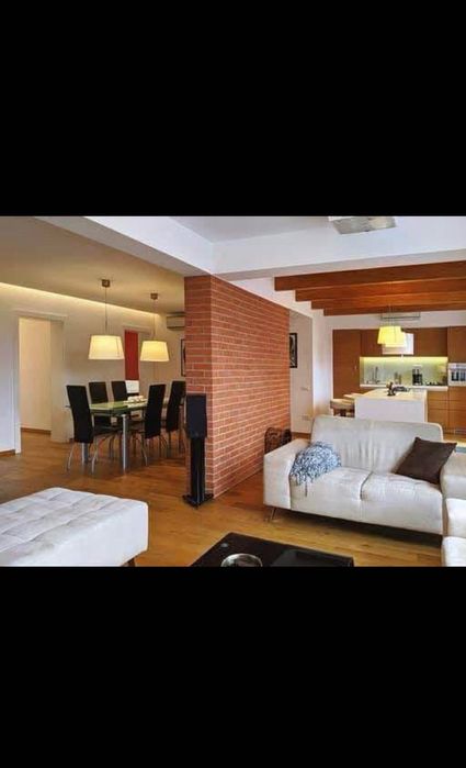 Apt.4 camere cu vedere pe pietonală Republicii