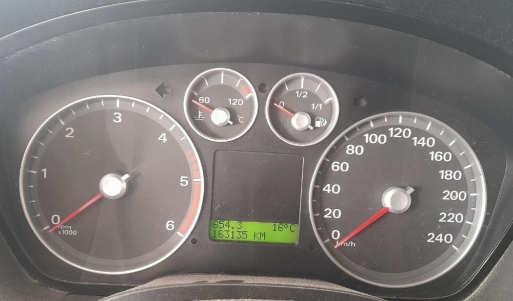 Поправка и ремонт на километраж за Ford