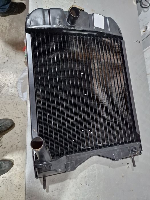 Radiator tractor Massey ferguson 135 nou din cupru original cu 3 rindu