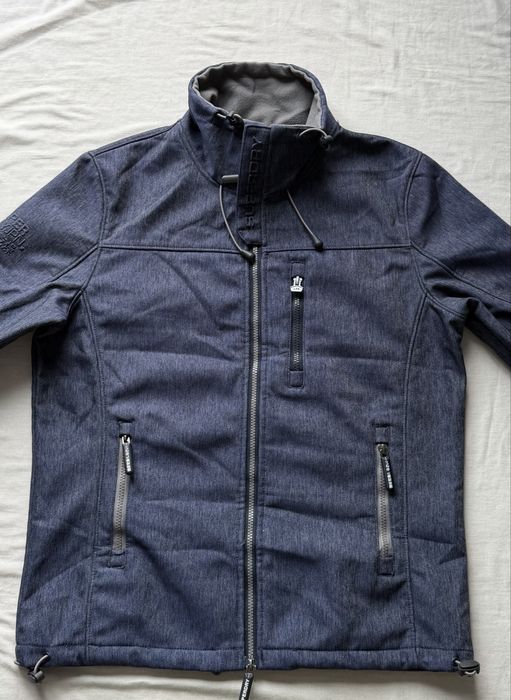 SuperDry,softshell (windtrekker) pt.bărbați,măr.:M(merge pt.S)