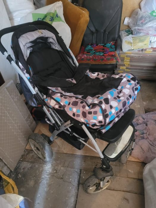 Продам детскую коляску