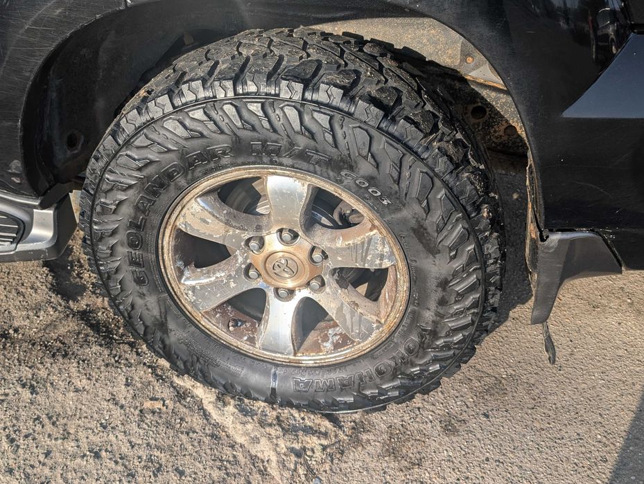 Toyota Land Cruiser 120J Prado