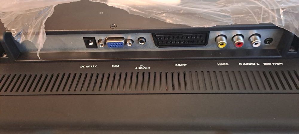 Led tv 55cm mic(22inchi)