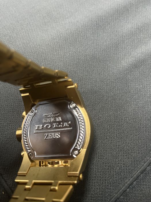 Invicta Bolt zeus