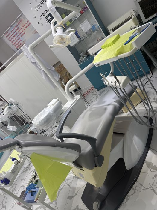 Продам стоматологическое кресло