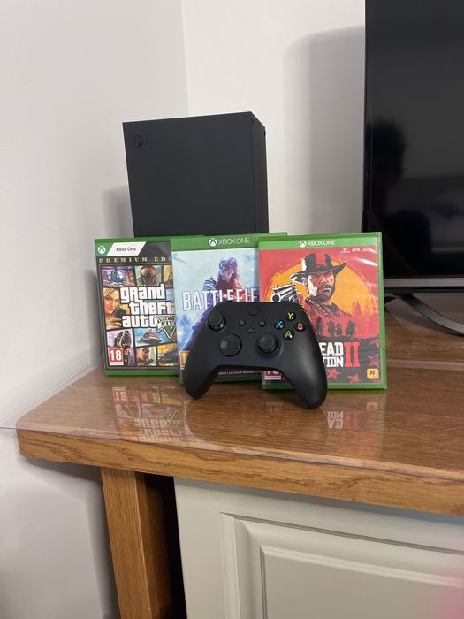 Xbox series X + 4 jocuri