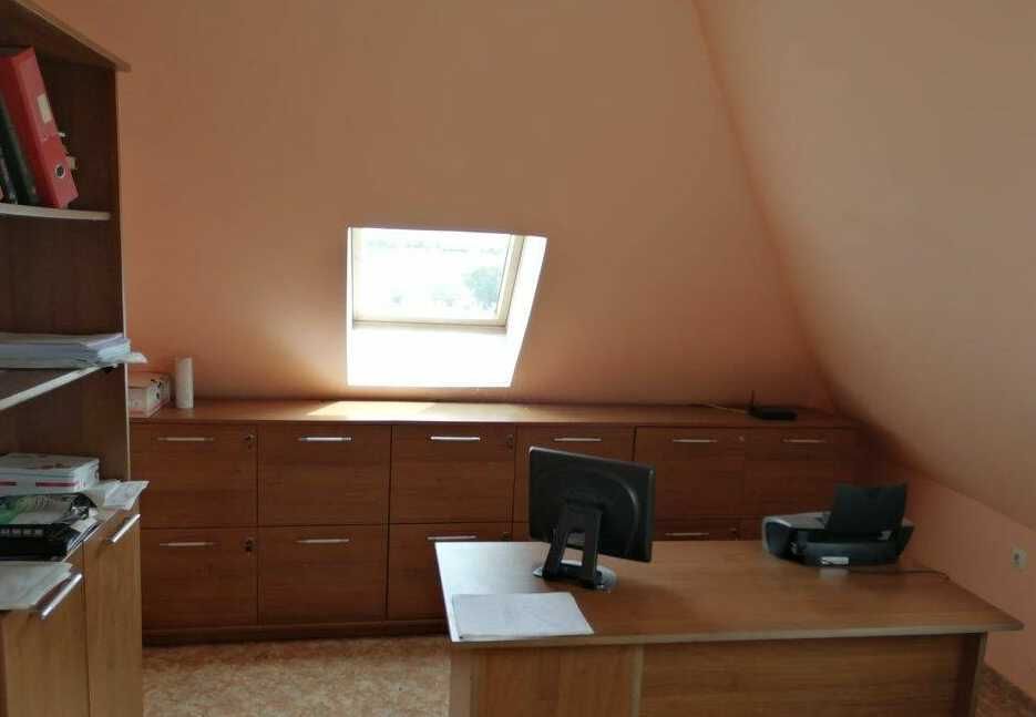 Дава се под наем Двустаен апартамент в Бургас, Изгрев - 83 кв.м за 190 € - Снимка #4