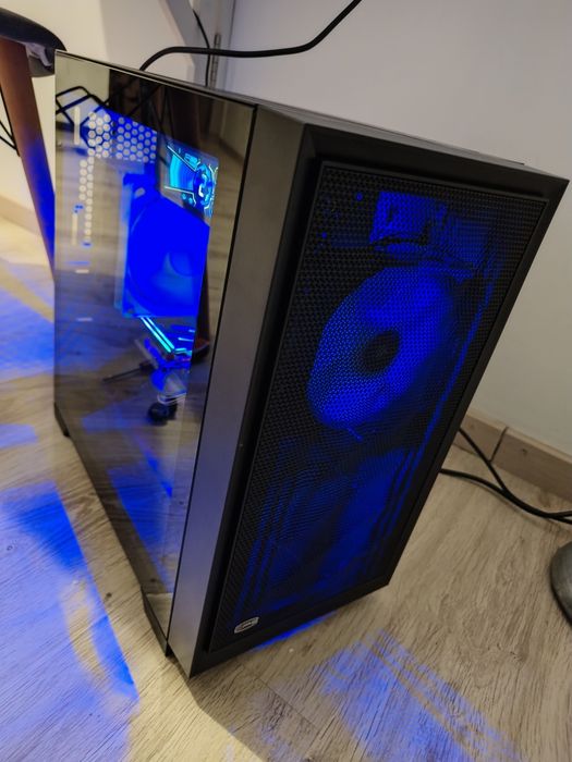 Cel mai ieftin PC de gaming, 32g, nvme, 5700xt, 20 threads, 200fps cs2