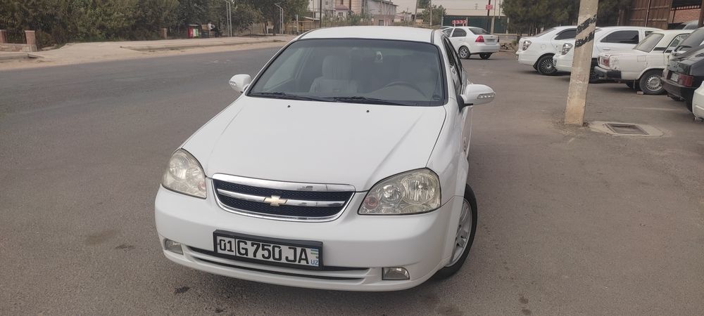 Продаётся Lasetti 2011 года