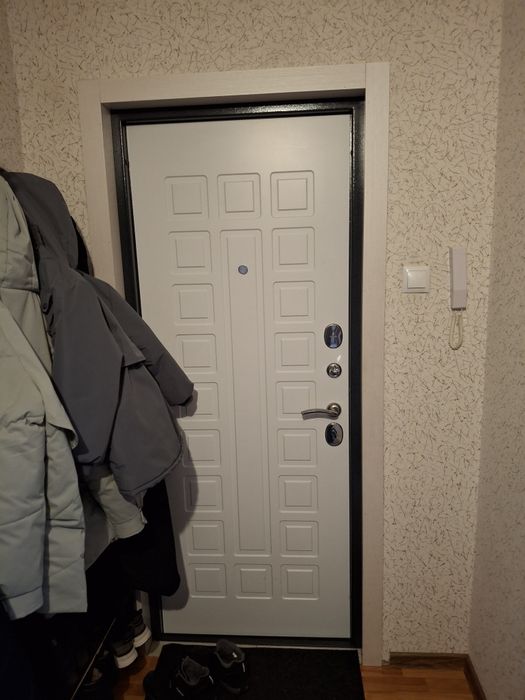 Продам квартиру трёхкомнатную