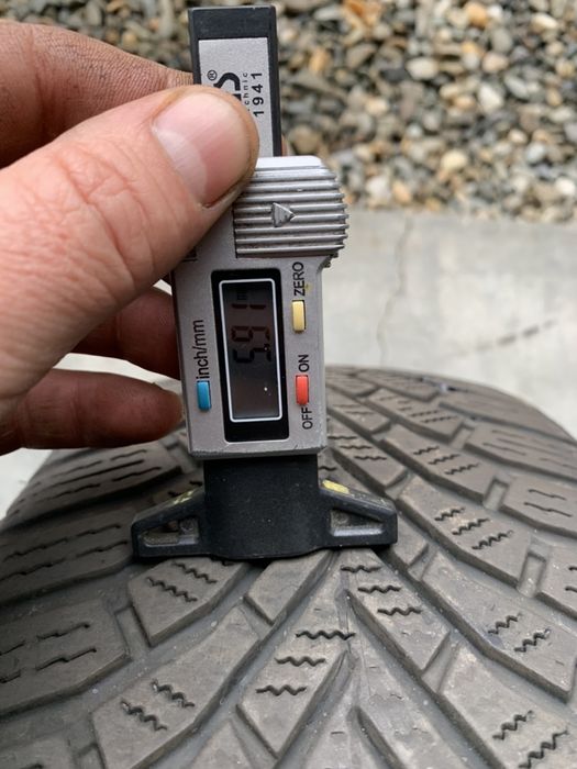 Anv M+S 215/60/16 Goodyear/Sailun